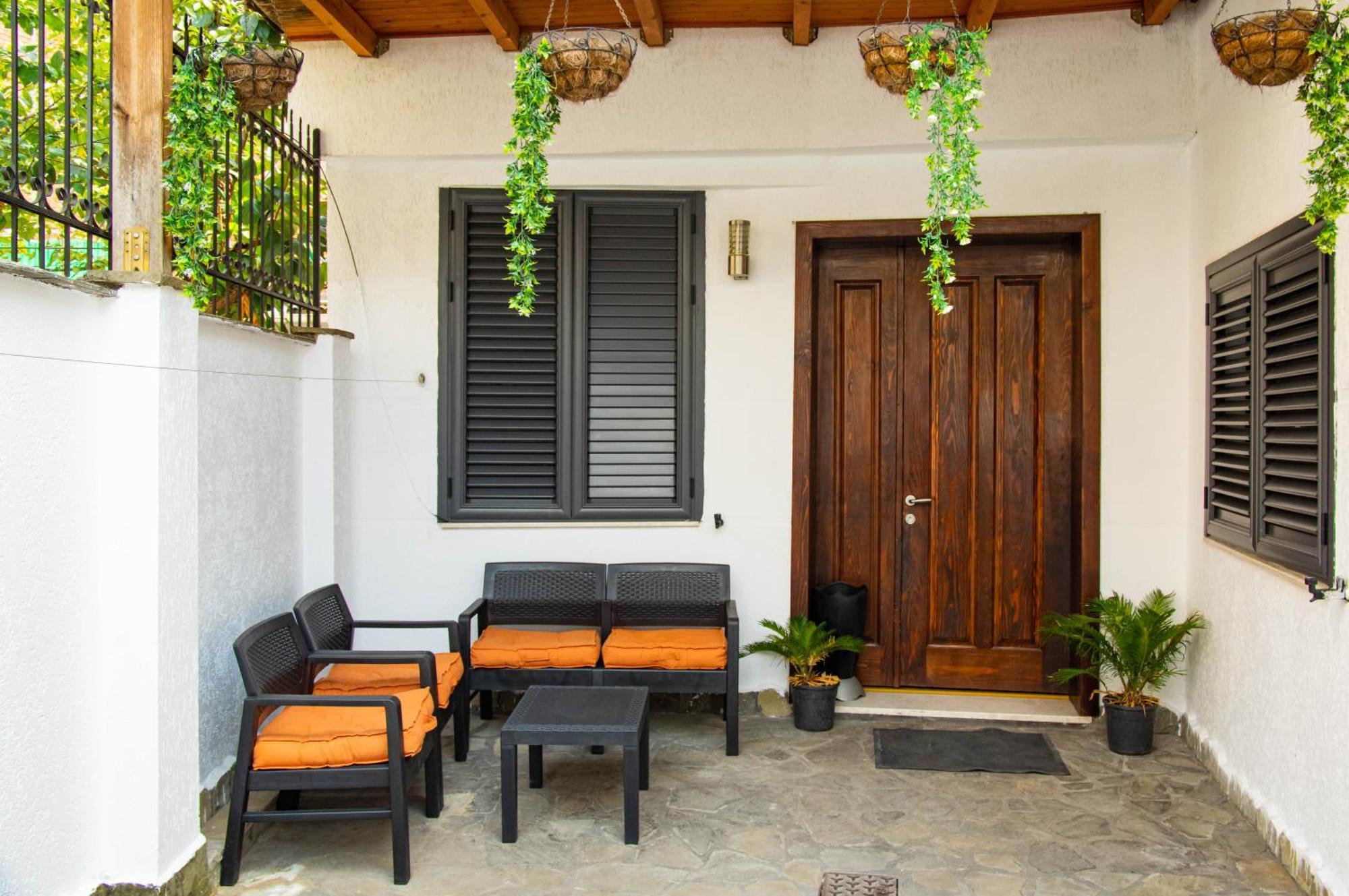 Lucas Central Relaxing House Tirana Exterior photo